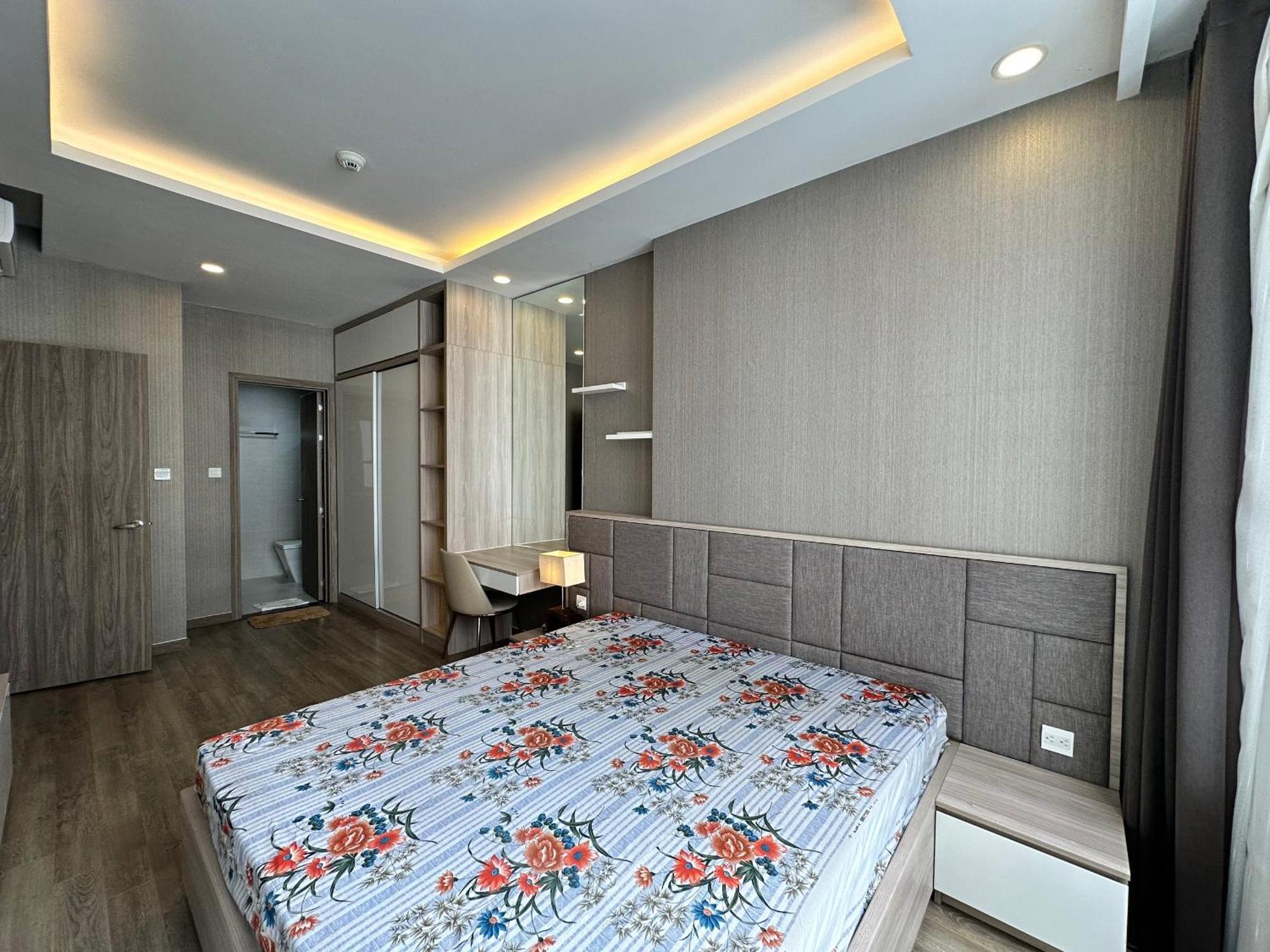 Ho Cao Cap Gan San Bay Tsn Căn hộ *