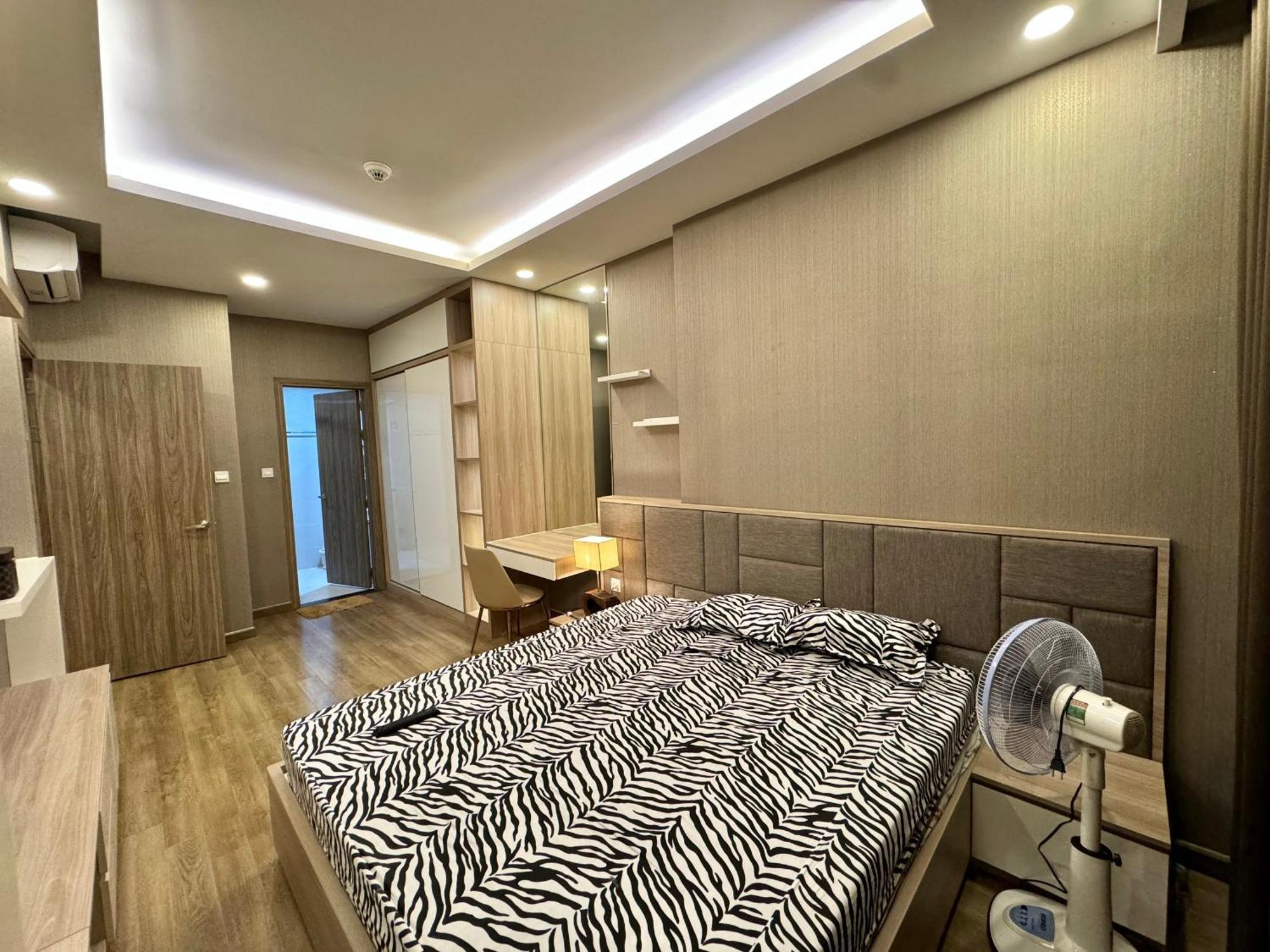 Căn hộ Ho Cao Cap Gan San Bay Tsn *